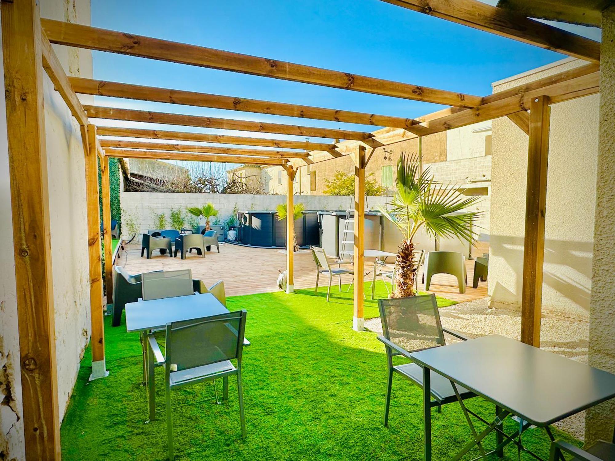 Les Appartements Du Mas - Emeraude Aigues-Mortes Exterior foto