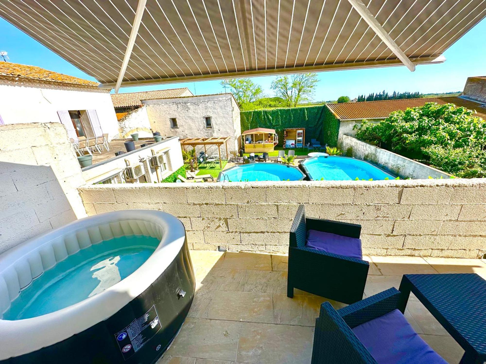 Les Appartements Du Mas - Emeraude Aigues-Mortes Exterior foto